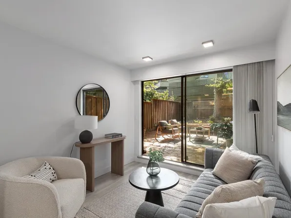 2410 Cornwall Ave #207, Vancouver, BC V6K 1B8