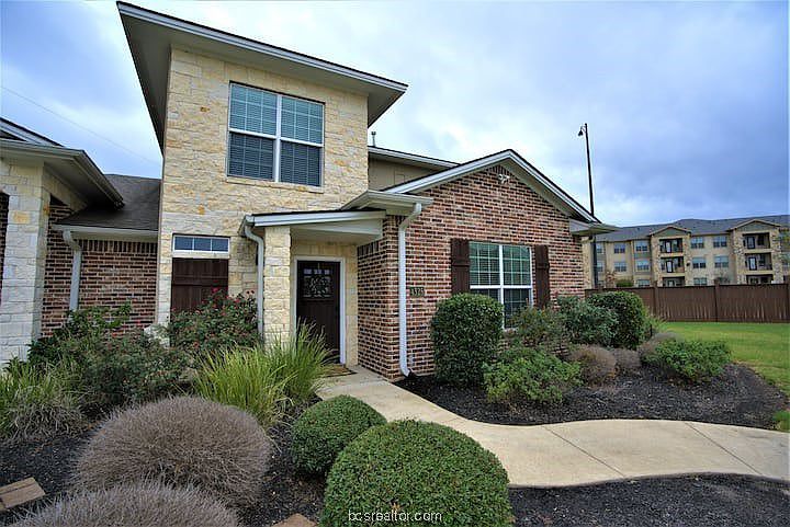 1st image of 4325 Dawn Lynn Dr