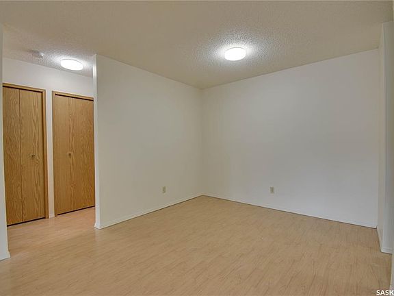 5th image of UNIT 101-375 Kingsmere BOULEVARD