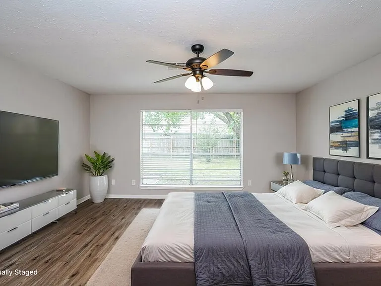 3542 Lindenfield Dr — Photo 11