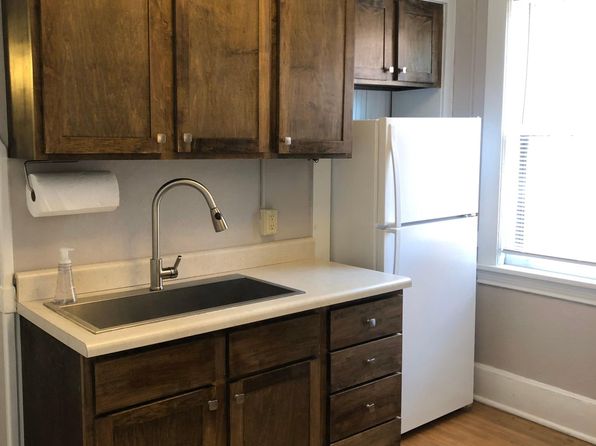 696 Grand Ave APT 8