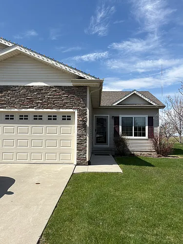 5668 Prairie Grass Dr Photo 1