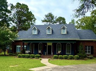 10 Palmerwood Dr, Waynesboro, MS 39367