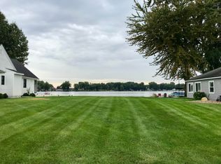 8 Mathers Rd, White Pigeon, MI 49099