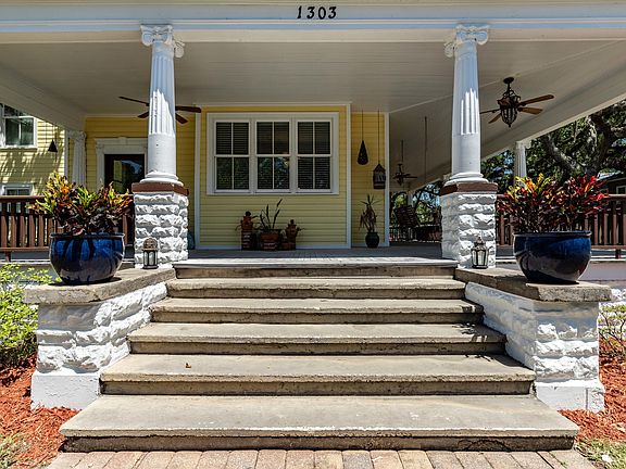 5th image of 1303 Laura St