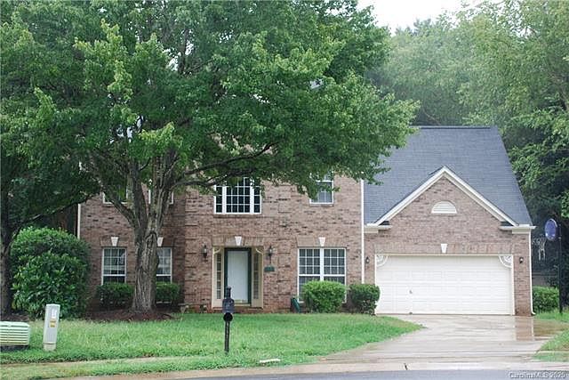 1st image of 733 Meadow Lake Dr