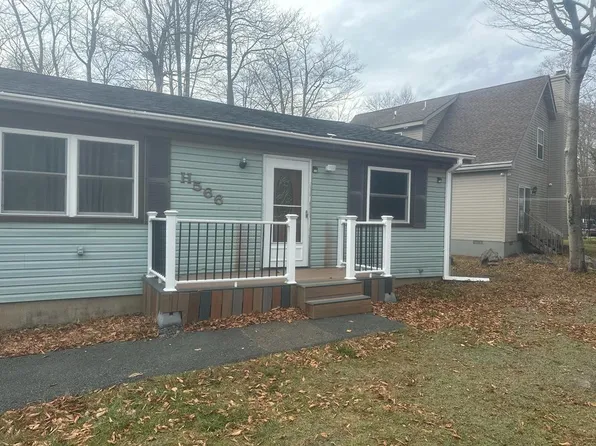 8907 Groundhog Way, Tobyhanna, PA 18466