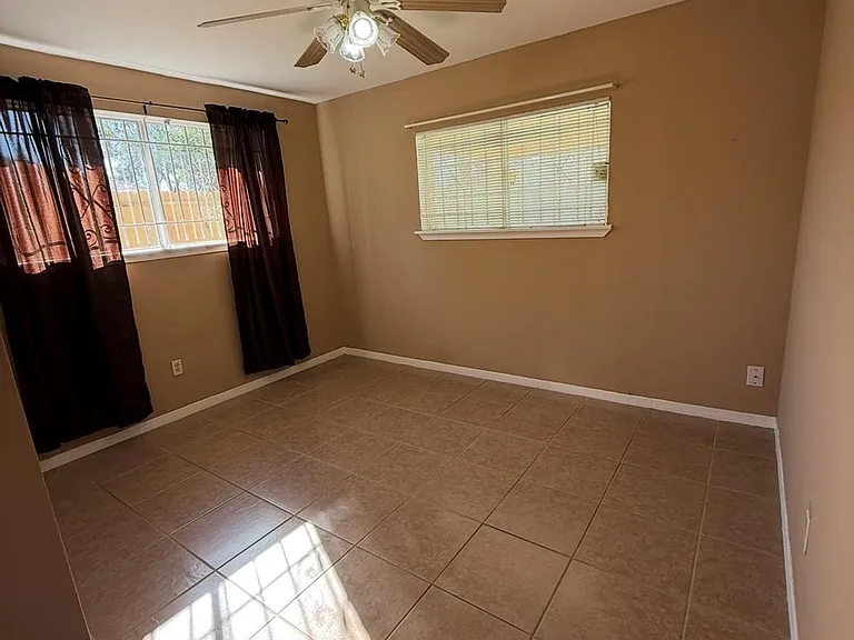 4114 Connorvale Rd — Photo 8