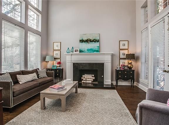 4th image of 1621 Watch Hill Dr