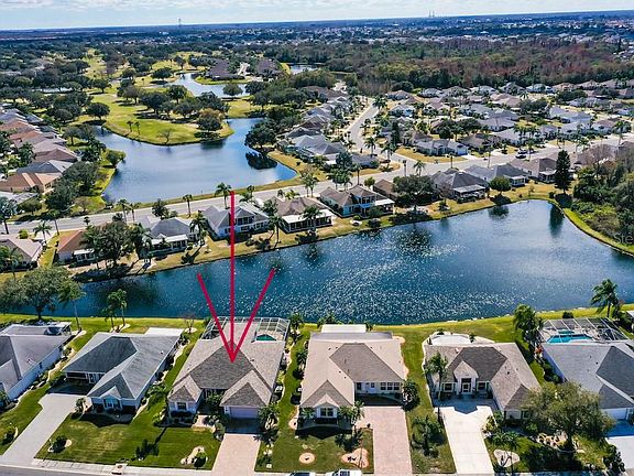 3rd image of 2219 N Creek Ct