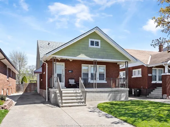 1346 Pierre Ave, Windsor, ON N8X 4P1