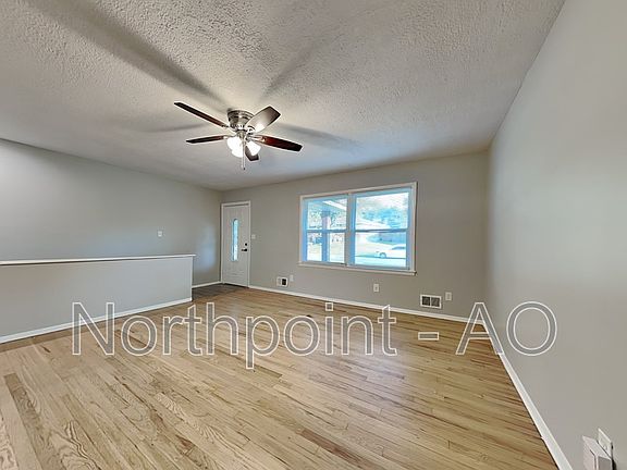 3rd image of 2909 S Linwood Ave