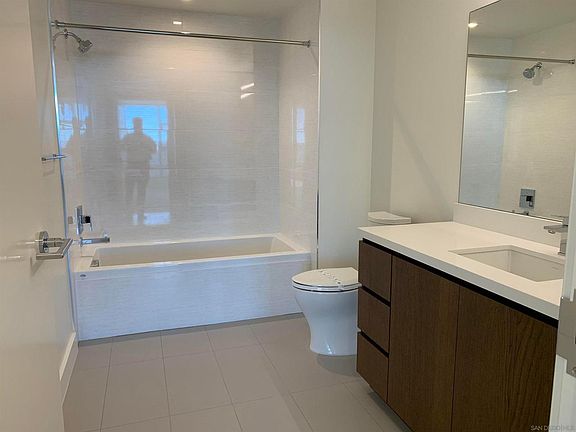 3rd image of 1388 Kettner Blvd Unit 1301