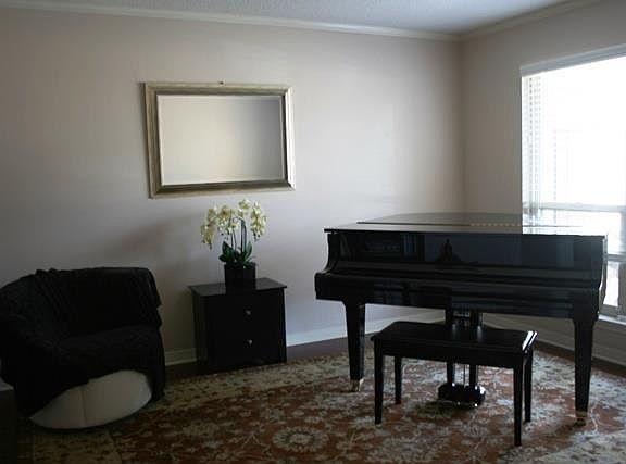 5th image of 2721 Semoran Dr