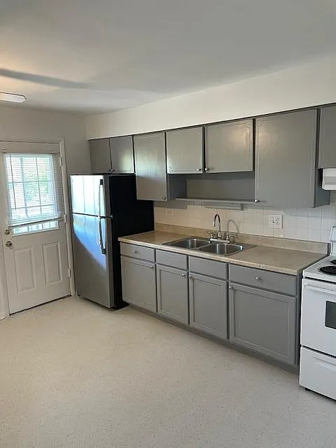 1 bed, 600 sqft, $1,390 — Photo 4