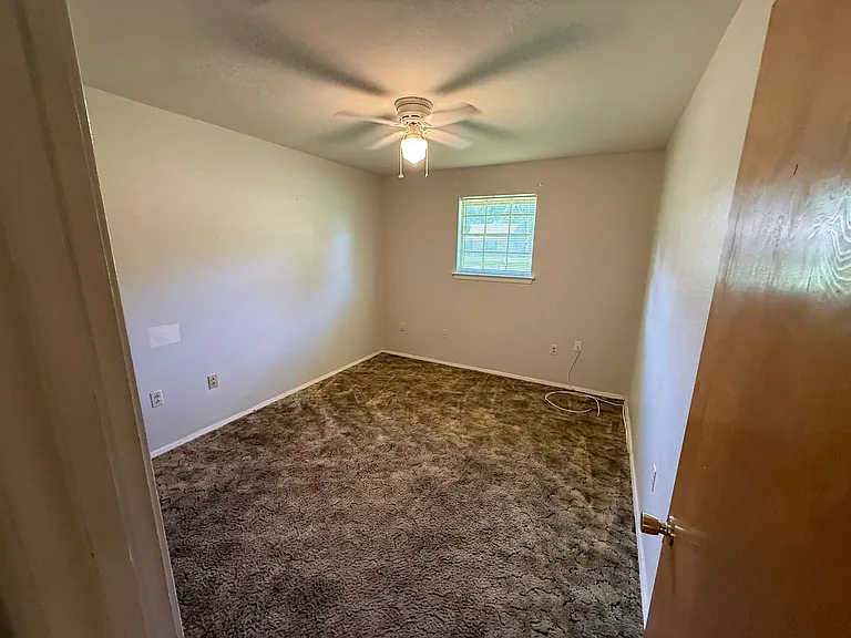 6972 Saint Mary Ave — Photo 7