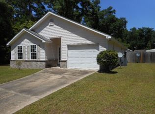 67 J R Milton Rd, Crawfordville, FL 32327