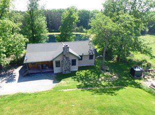 124 Steep Hill Rd, Beach Lake, PA 18405