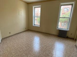 25-49 35th St #2F, Astoria, NY 11103