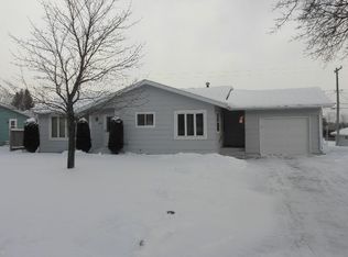 155 S Pansy St, Ishpeming, MI 49849