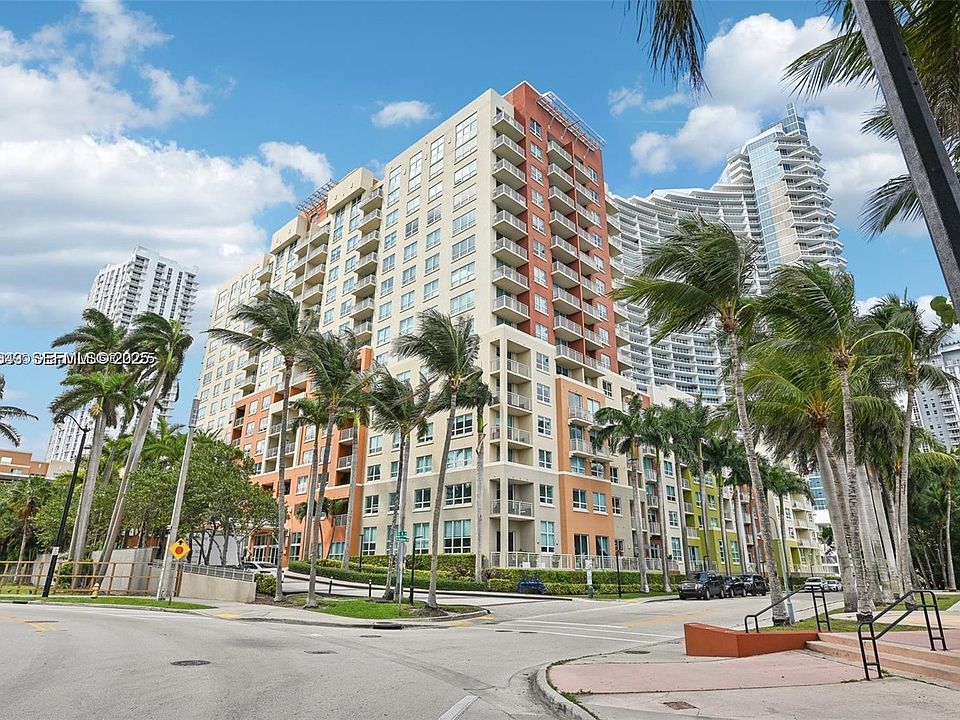 1st image of 2000 N Bayshore Dr APT 318