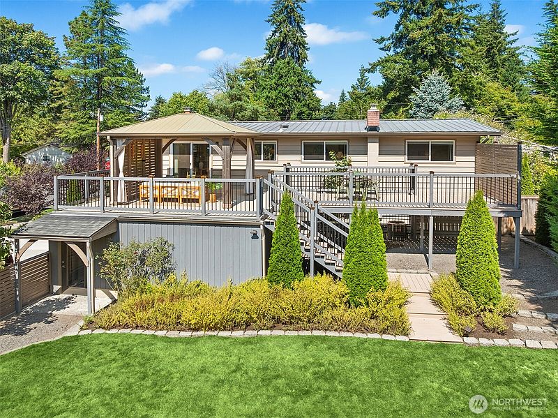 2nd image of 8003 NE 128th Street