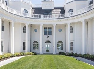 35 Littles Point Rd UNIT E-101, Swampscott, MA 01907