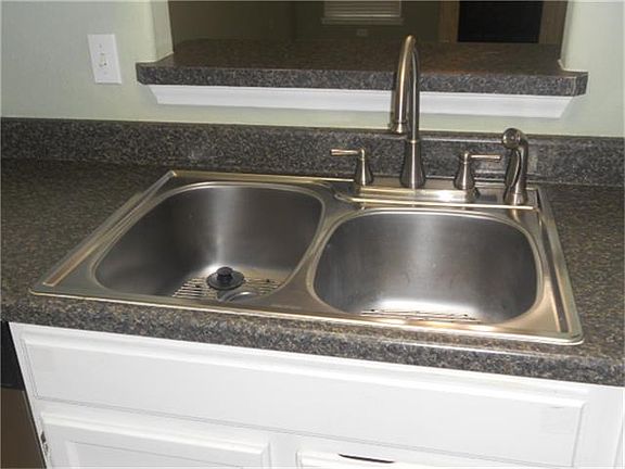 2nd image of 17605 Red Oak Dr #7605