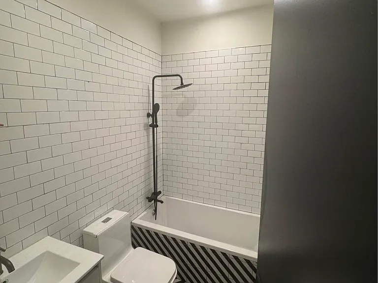 568-572 Communipaw Ave #303D — Photo 6
