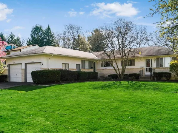 1826-1828 Bairsford Dr, Columbus, OH 43232