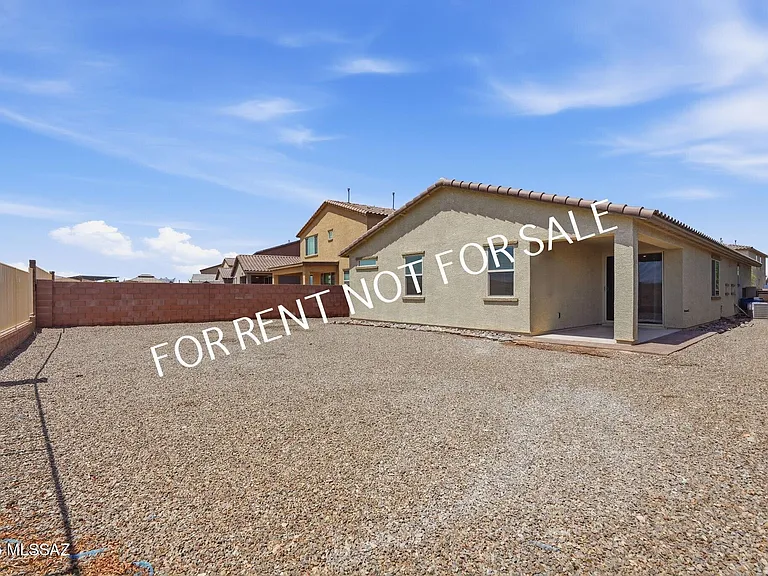 8135 S Soltero Mine Dr — Photo 31