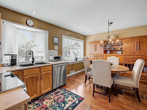 4th image of 10715 50th St NW