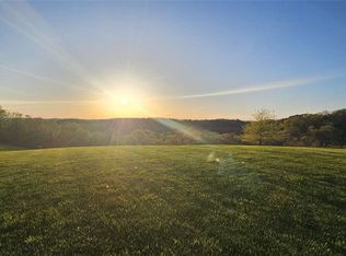 469 Dutchman Run Rd, New Kensington, PA 15068