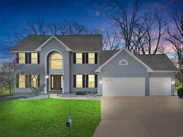 806 Timber Glen Ln, Ballwin, MO 63021