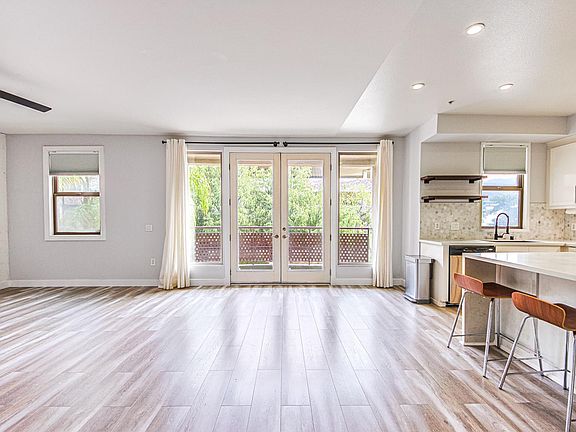 5th image of 201 E Angeleno Ave Unit 210