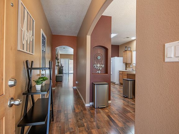 5th image of 2024 Maywood Dr SE