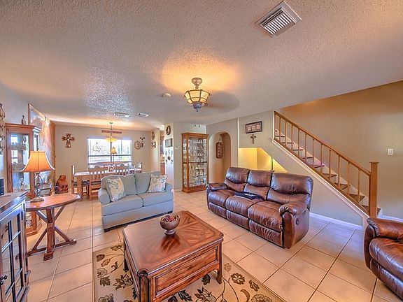 4th image of 10102 Prescott Dr