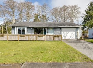 557 NW 1st St, Warrenton, OR 97146