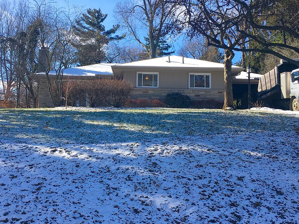 1st image of 5737 Bromley Ave