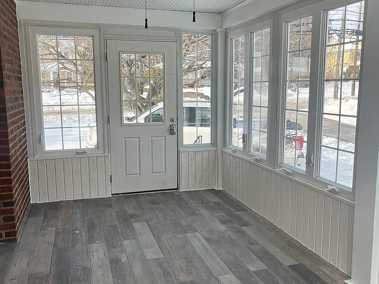 1001 S Main St #A — Photo 9
