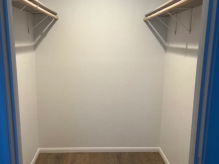 12327 Farmington St #2A — Photo 8