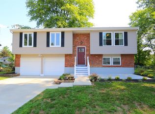 1079 Splitrail Dr, Batavia, OH 45103