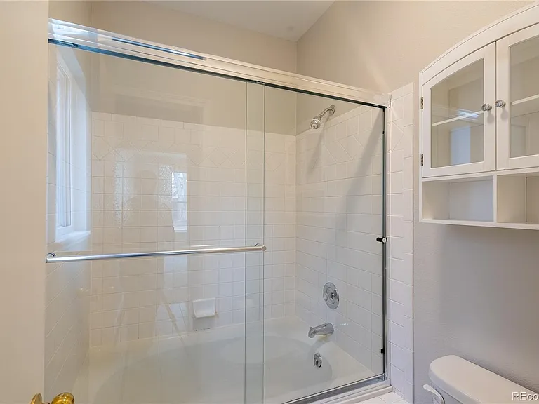 6431 Gemfield Dr — Photo 24