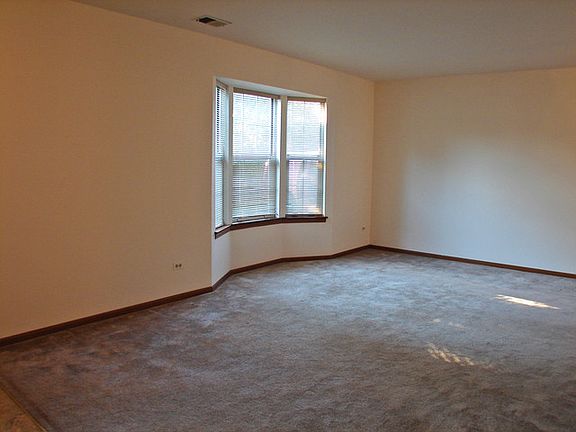2nd image of 1254 Regent Dr