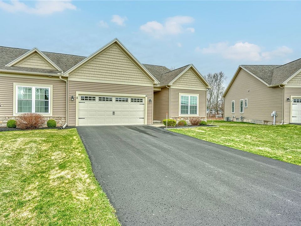 1st image of 16 Harbour Oaks Way