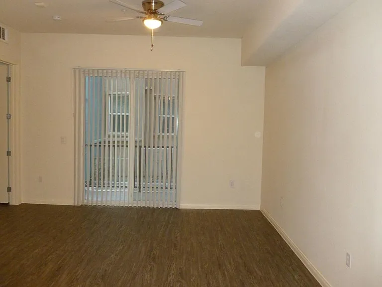 32 E Serene Ave #123 — Photo 6