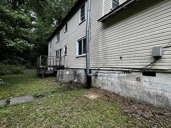 2nd image of 321 Crawford Rd