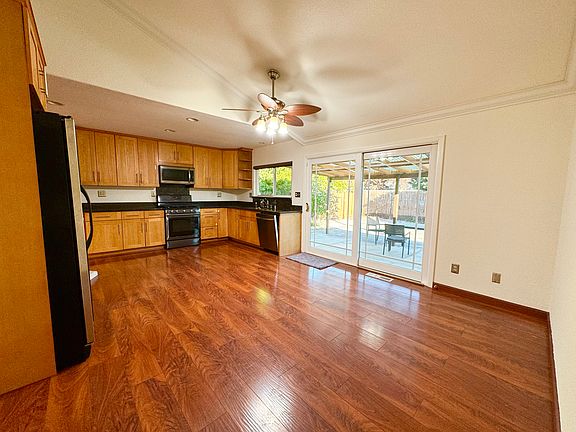 4th image of 4580 Delores Dr