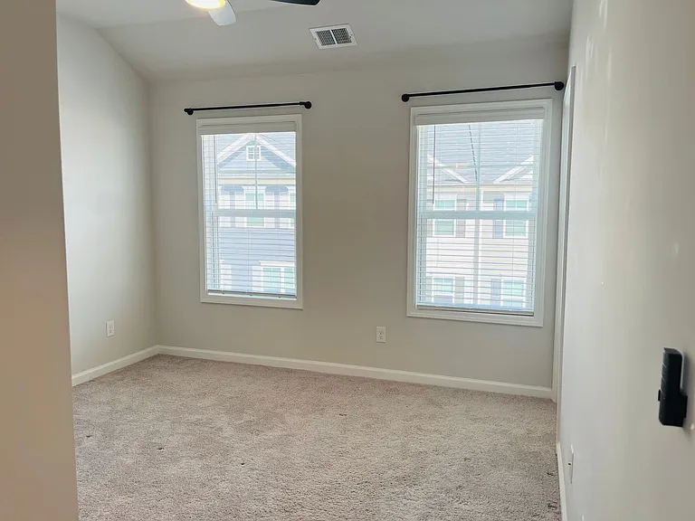 8 Iron Dr — Photo 20
