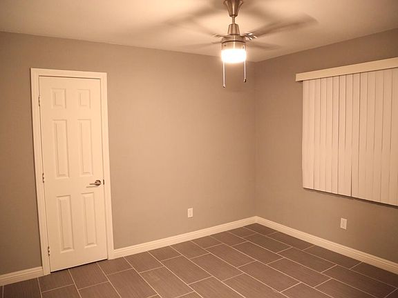4th image of 518 S 11th St